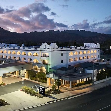 Doubletree By Hilton Chatsworth Los Angeles Exteriör bild