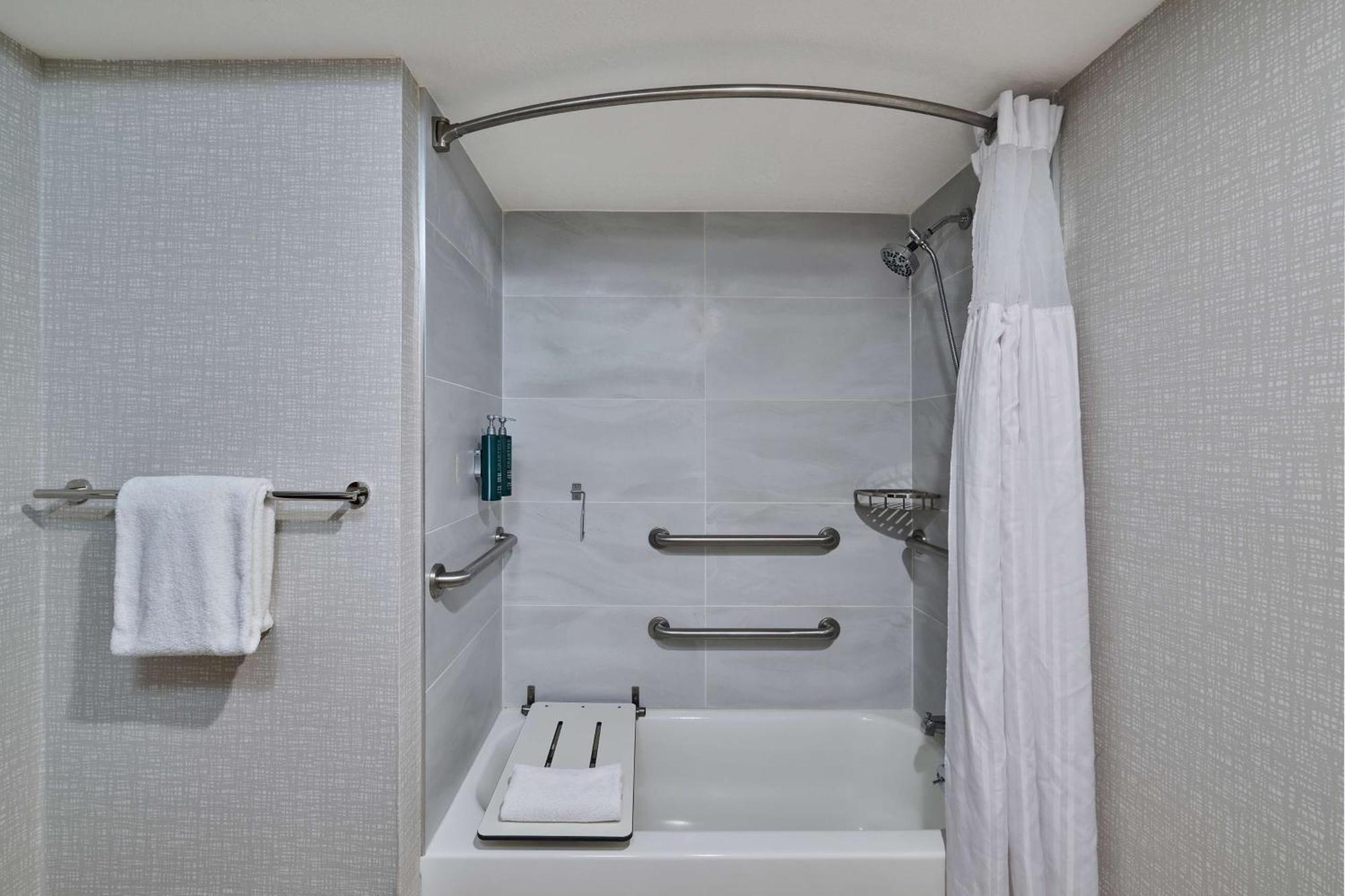 Doubletree By Hilton Chatsworth Los Angeles Exteriör bild