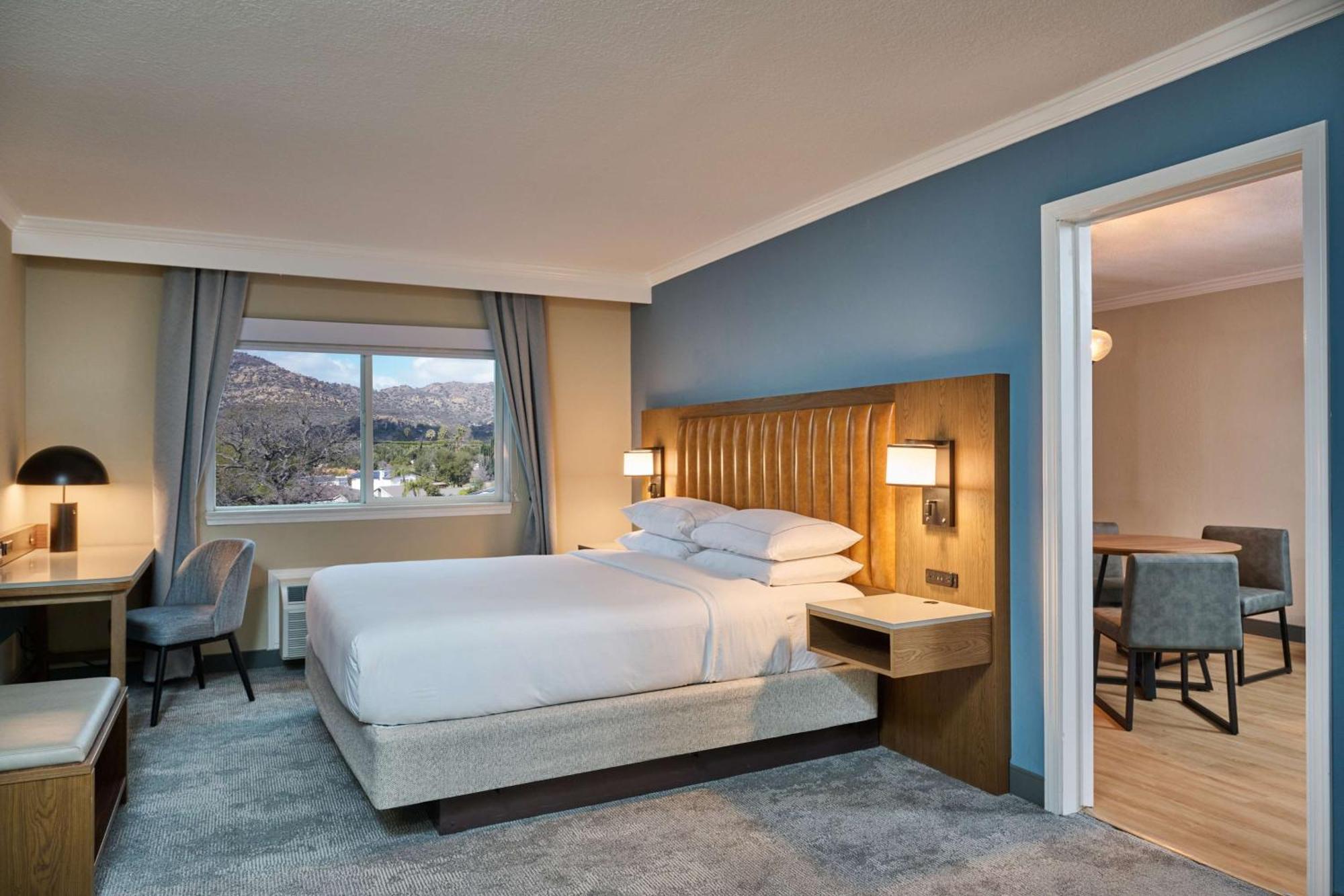 Doubletree By Hilton Chatsworth Los Angeles Exteriör bild